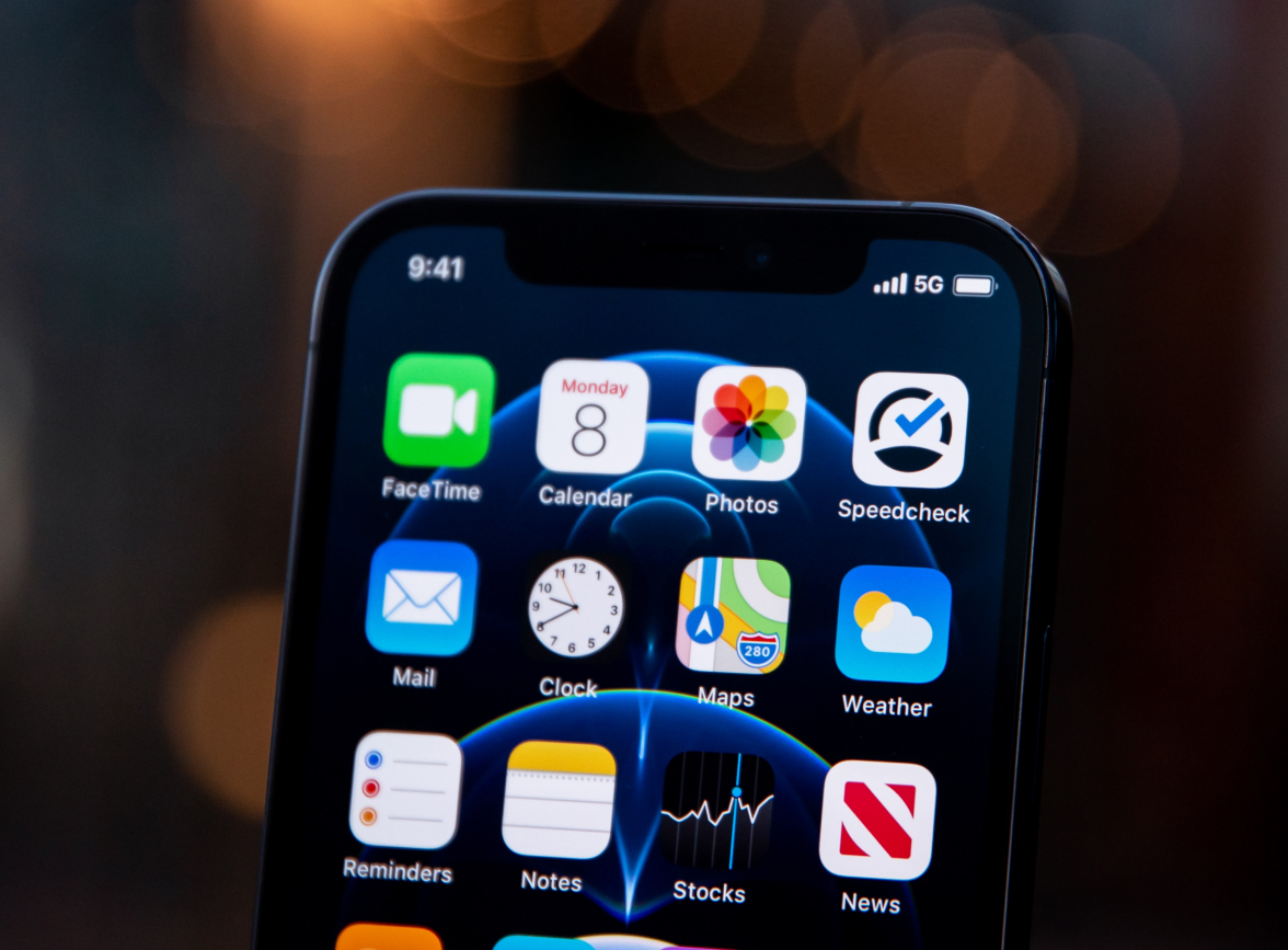 王屋镇苹果手机维修分享为什么 iPhone 12 在冬季会自动关机 
